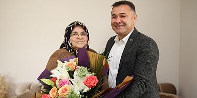 Başkan Yücel Anneler Günü'nde şehit annelerini unutmadı