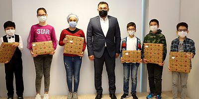 Başkan Yücel kitap kurtlarını ağırladı