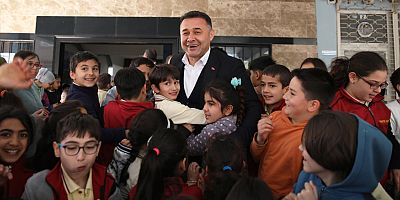 Başkan Yücel öğrencilere sıfır atığın önemini anlattı