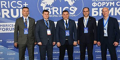 Başkan Yücel Rusya'da 4. Uluslararası Belediyeler Forumu'nda