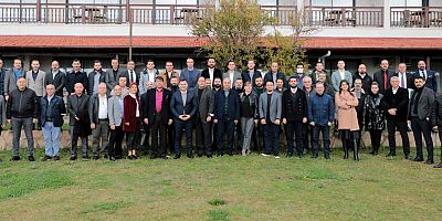 Başkan Yücel turizmcilerle buluştu