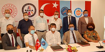 Batı Antalya’yı ‘Tropik Meyve Üretim Merkezi’ yapacak projenin imzaları atıldı