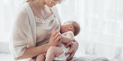 Bebeğinizi uzun süre emzirerek astım olmasını engelleyin