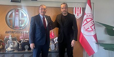 Bedri Yalçın'dan Antalyaspor'a övgü: Türk futbolunun örnek kulübü