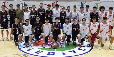 Beş periyotluk dostluk