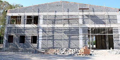 Beton fabrikasında çalışmalar devam ediyor