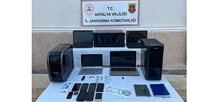 Bilişim sistemlerini kullanarak dolandırıcılık yapan şahıslar yakalandı