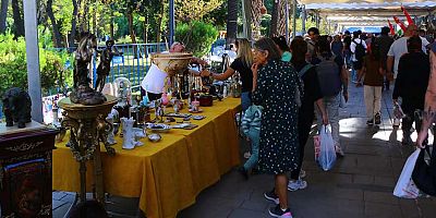 Binbir çeşit antika bu festivalde