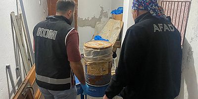 Bir İşyerinde Yüklü Miktarda Siyanür Ele Geçirildi