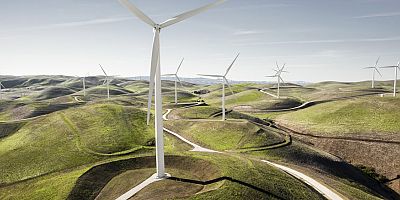 Bir rüzgar türbini 10 milyon Euroluk ekonomik faaliyet alanı oluşturuyor