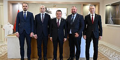 Bosna heyetinden Başkan Böcek’e ziyaret 