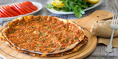 Bu Ramazan ayında da sofraların vazgeçilmezi Güllaç ve Ramazan Pidesi