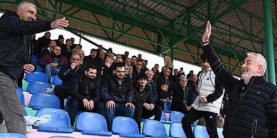 ‘Büyük Başkan’ tezahüratıyla karşılandı