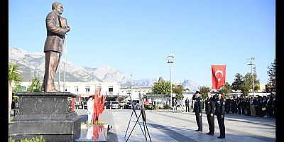 Büyük Önder Atatürk’ü anıyoruz