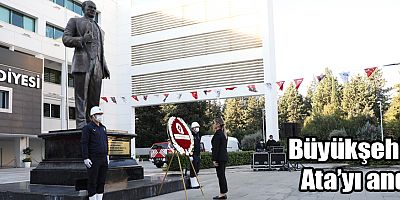 Büyükşehir Ata’yı andı