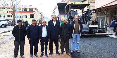 Büyükşehir Belediyesi’nden Gündoğmuş’a sıcak asfalt