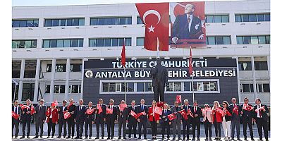 Büyükşehir’de Cumhuriyet Bayramı kutlandı