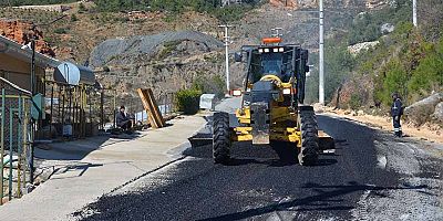 Büyükşehir’den Alanya’da yol yapım çalışması 