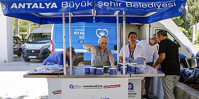 Büyükşehir’den aşure ikramı