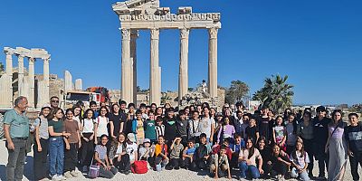 Büyükşehir’den Cumhuriyet Haftasında Çocuklara Aspendos-Side Tanıtım Gezisi 