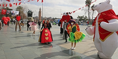 Büyükşehir’den Cumhuriyet Sevgi Meydanı Etkinliği