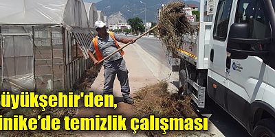 Finike’de temizlik çalışması