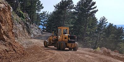 Büyükşehir’den Kaş grup yollarına bakım