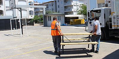 Büyükşehir’den Manavgat’a bank ve piknik masası desteği