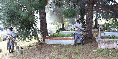Büyükşehir’den mezarlıklarda bakım onarım çalışması 