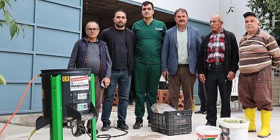 Büyükşehir’in ceviz soyma makineleri üreticilerin hizmetinde