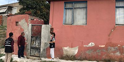 Büyükşehir’in İzmir’e gönderdiği teknik ekip hasar tespit çalışmaları yapıyor