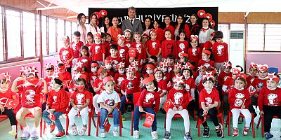 Büyükşehir kreşlerinde Cumhuriyet coşkusu