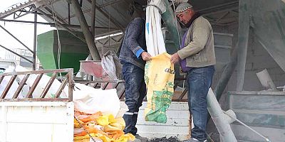 Büyükşehir tarımsal ekipman destekleri ile üreticilerin yüzünü güldürüyor