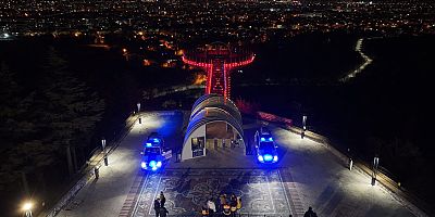 Cam seyir terasta anlamlı ışıklandırma