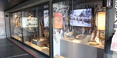 Çanakkale Savaşları Mobil Müzesi Kaş’ta ziyarete açıldı