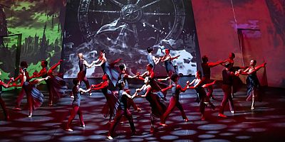 Carl Orff'un güçlü eseri Carmina Burana yeni sezonda Antalya DOB'da sahnede