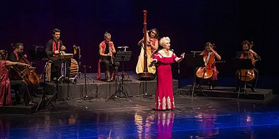 Çello yıldızları 