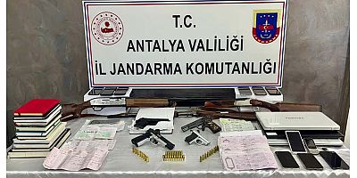 Çeşitli suçlardan aranan 12 şüpheli yakalandı