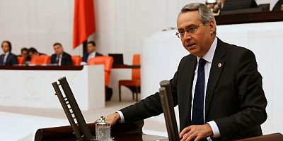 CHP Antalya Mv. Rafet Zeybek'ten Adalet Bakanına eleştiri