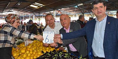 CHP Kepez'de pazarcı esnafını dinledi