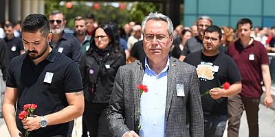 CHP'li Zeybek: KYK'da gençlerimiz intihar ediyor
