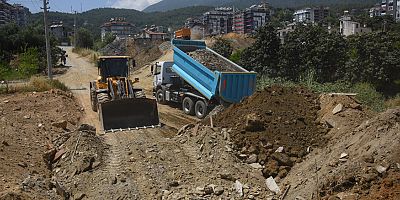 Çıplaklı mahallesi yeni imar yoluyla Oba Çarşamba Caddesi'ne bağlanıyor