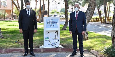 CK Enerji Akdeniz Elektrik ve Konyaaltı Belediyesi’nden engelli vatandaşlara 2 şarj istasyonu
