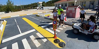 Çocuk Trafik Eğitim Parkı’nda Öğrencilere Uygulamalı Trafik Eğitimi Verildi