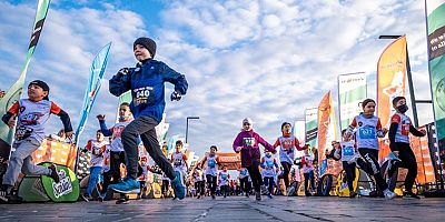 Çocuklar Antalya Migros AVM Kids Run’da yarıştı
