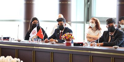 Çocuklar haklarını uygulamalı öğreniyor