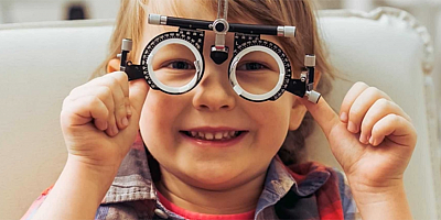 Çocukların gözlerini güneşten koruyun