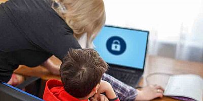 Çocuklarınızı internette yalnız bırakmayın