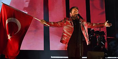 Cumhuriyet Bayramı Kemer'de coşkuyla kutlandı