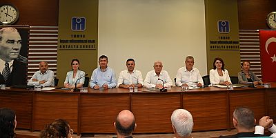 Cumhuriyet Halk Partisi (CHP) Heyeti Antalya Meslek Odaları Eşgüdüm Kurulu Toplantısına Katıldı